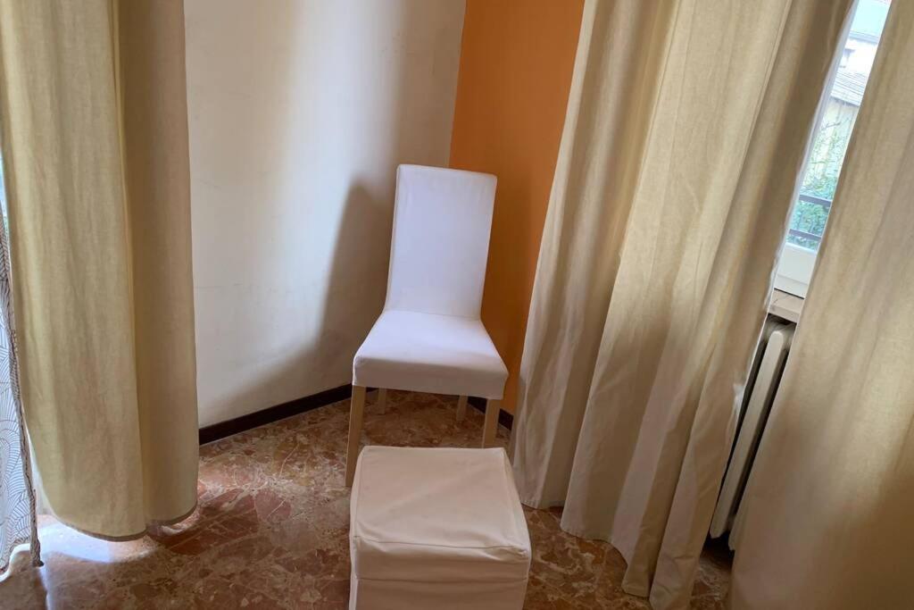 A Casa Da Claudio Apartment Парма Екстериор снимка