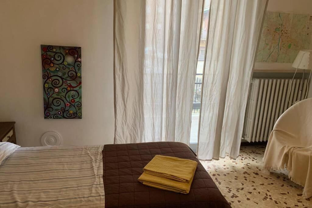 A Casa Da Claudio Apartment Парма Екстериор снимка
