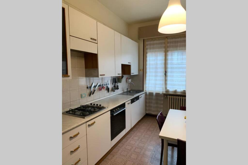 A Casa Da Claudio Apartment Парма Екстериор снимка