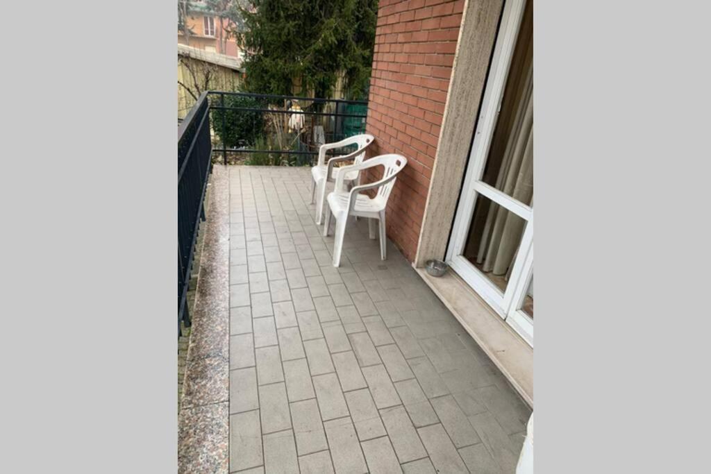 A Casa Da Claudio Apartment Парма Екстериор снимка